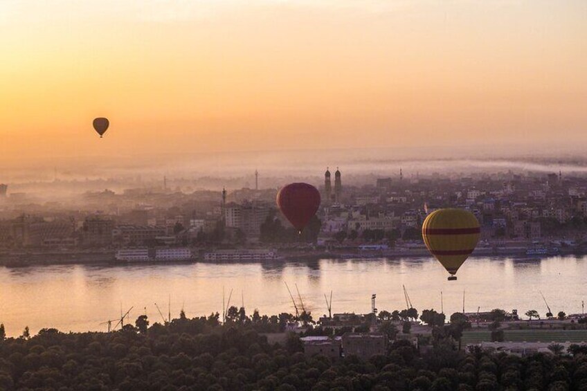 5 Days Nile Cruise From Luxor to Aswan With Balloon & Abu Simbel