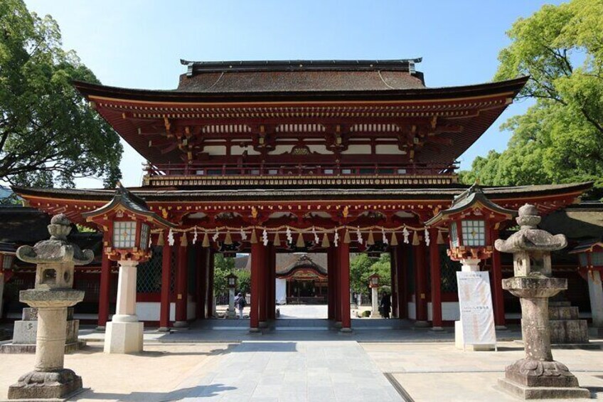 Full Day Tour to Dazaifu Tenmangu Yufuin Beppu Jigoku