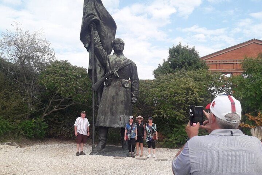 statue of Soviet Soldier