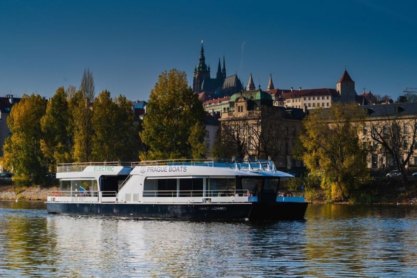City Sightseeing Prague: Hop-On Hop-Off Bus + Castle Tour + River Cruise