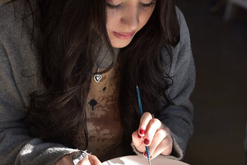 Create your Italian souvenir at a potter's studio