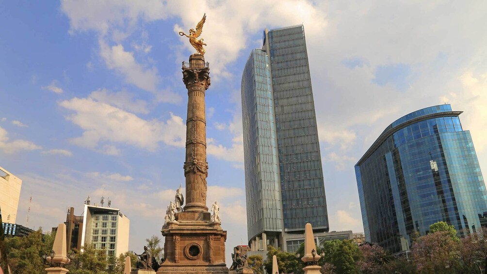 Turibus Hop-on Hop-off City Tour Mexico City