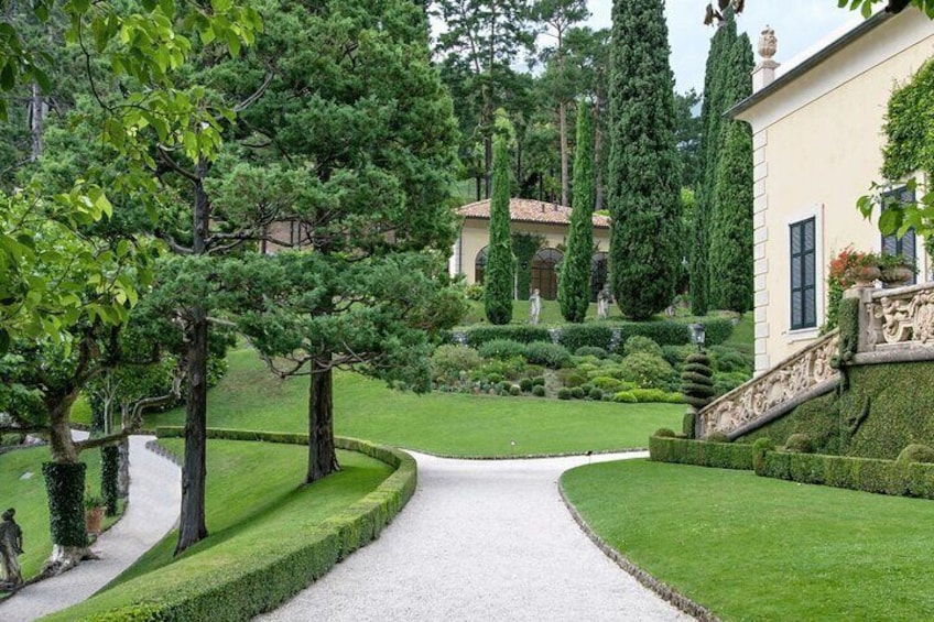 Lake Como Villa Del Balbianello with Public Boat