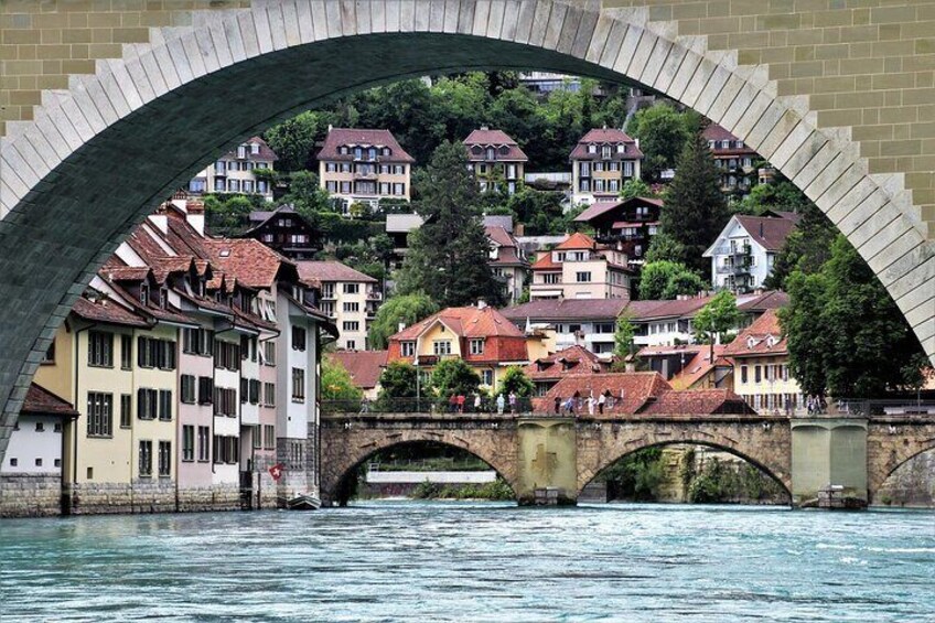 Guided City Walking Tour in Bern