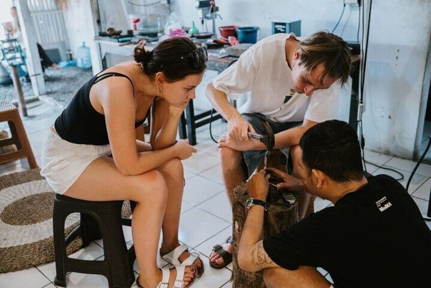 Private Jewelry Making with Guide Local in Seminyak