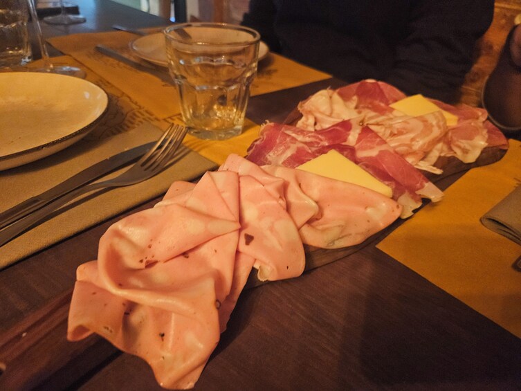 From Milan: Como Food & Wine Tasting with Private Boat tour