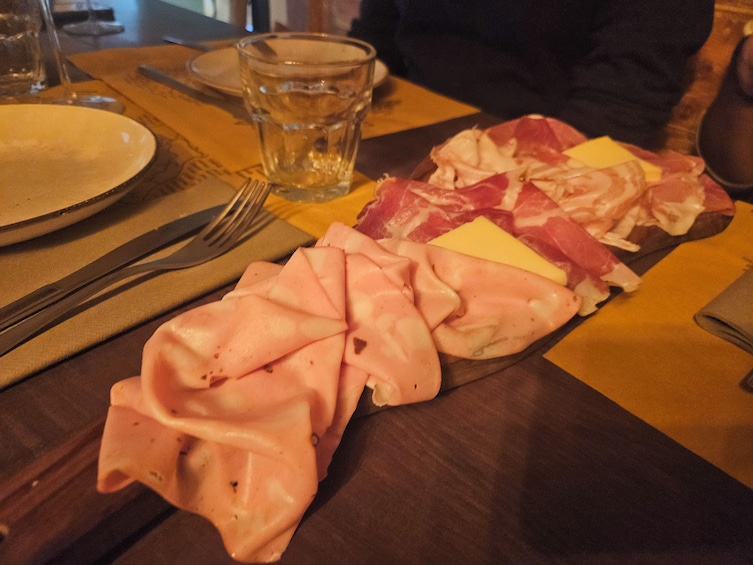 From Milan: Como Food & Wine Tasting with Private Boat tour