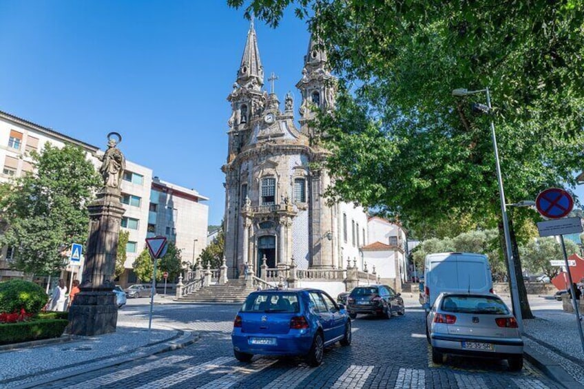 Premium Braga & Guimarães Small Group with Pick up & Drop off
