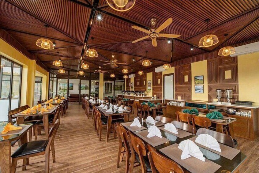 restaurant