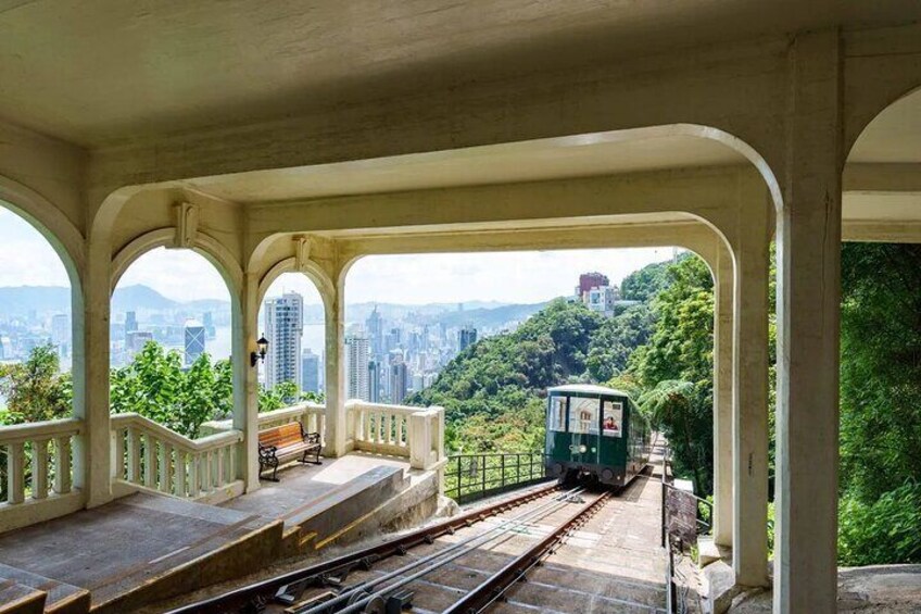 Victoria Peak Tram and Sky Terrace 428 Ticket