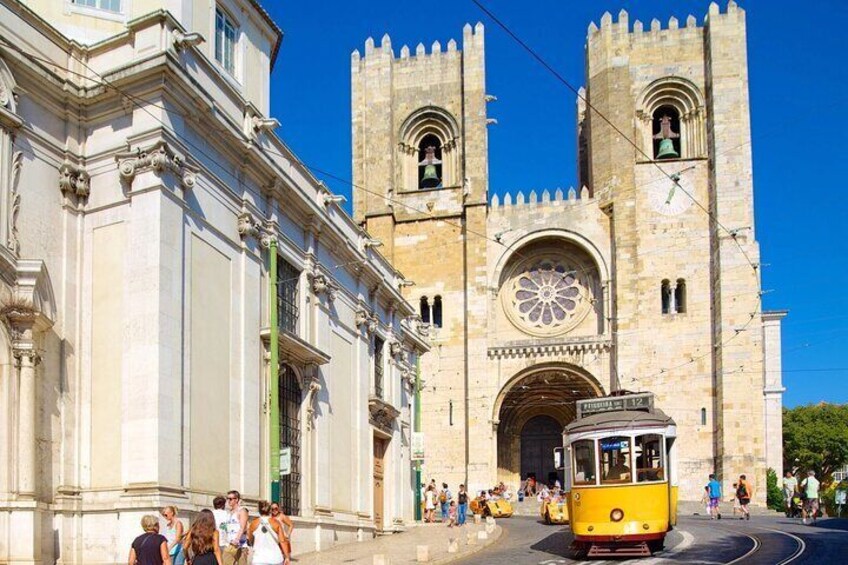 Lisbon Half Day Tuk Tuk and E Quad Tour