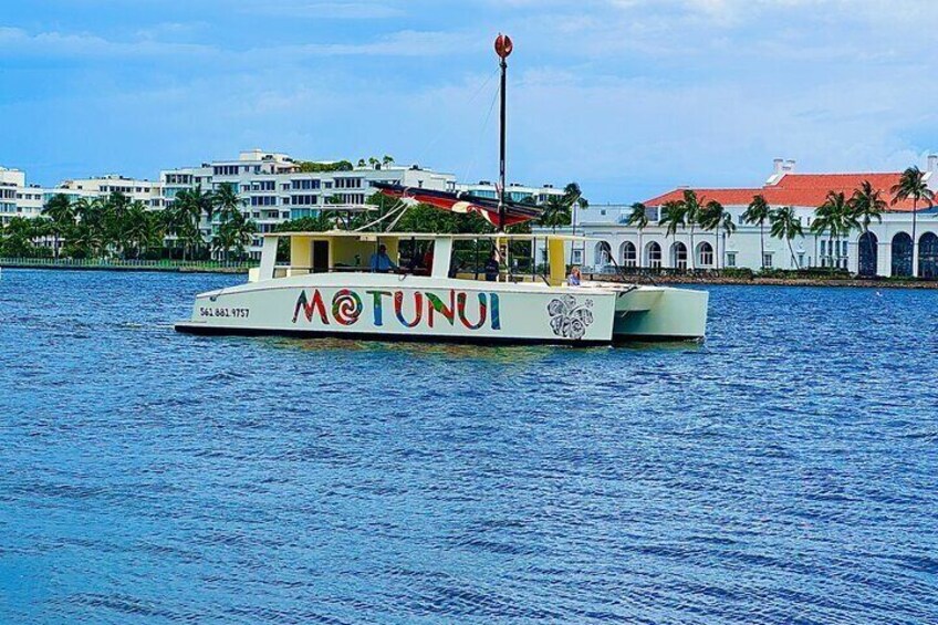 New Historic Palm Beach Sightseeing in Motunui Catamaran Cruise