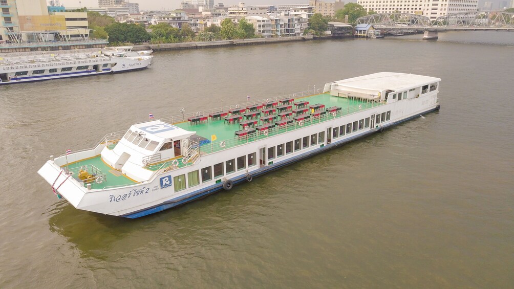Riverside Faraya Cruise (Halal) in Bangkok