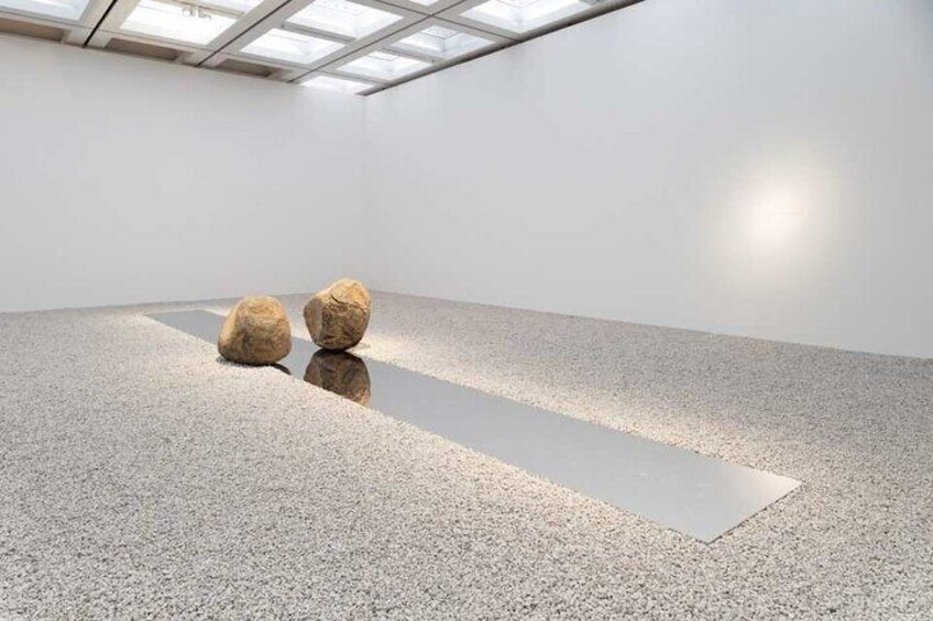Lee Ufan, Relatum – The Mirror Road, 2021/2022. Lee Ufan / ADAGP, Paris – SACK, Seoul, 2024. Installation view at Lee Ufan, 2022, The National Art Center, Tokyo. Photo: Shu Nakagawa. Image courtesy 