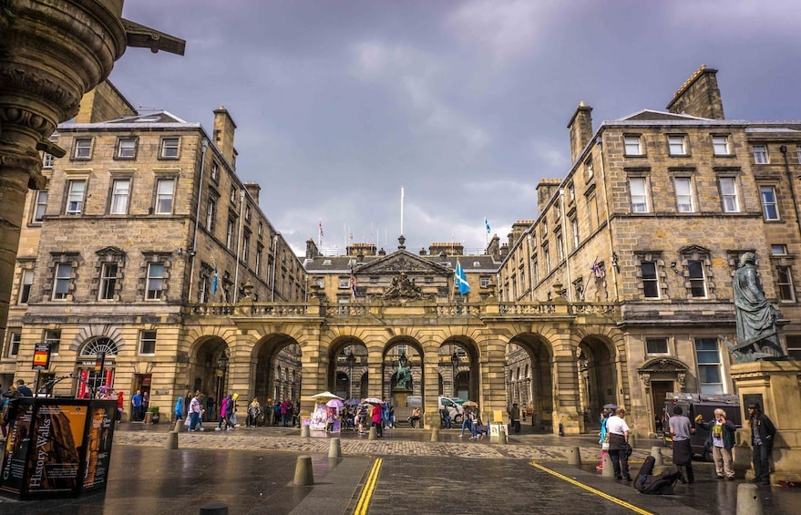 Edinburgh: Historical Exploration with The King's Gallery Ticket