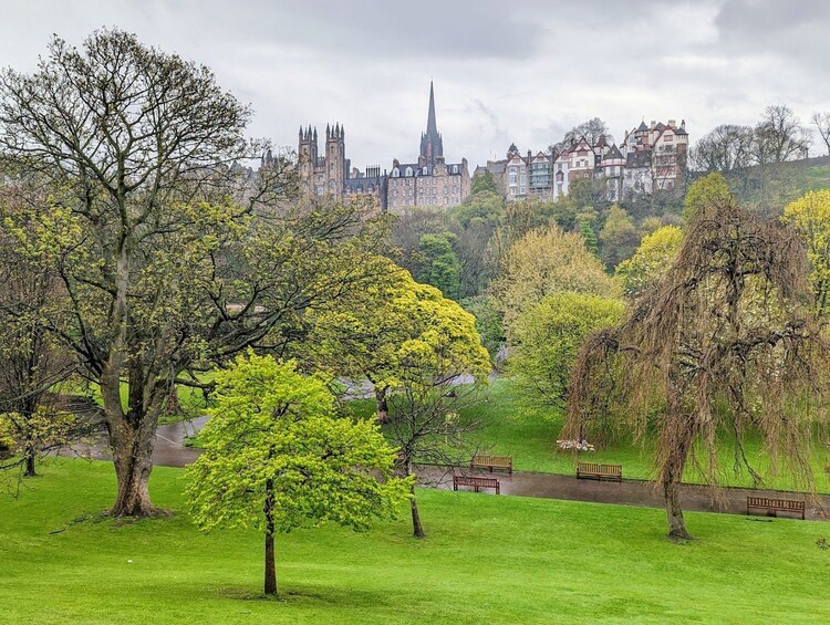 Edinburgh: Historical Exploration with The King's Gallery Ticket