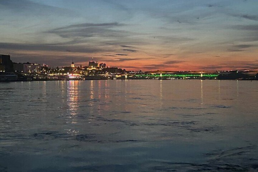 Warsaw Vistula River Evening Cruise with Welcome Drink