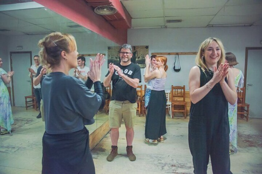 1 Hour Private Flamenco Class Experience in Malaga