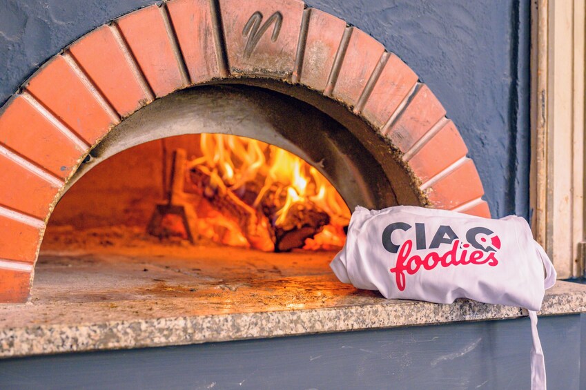 Small Group Pizza & Gelato Making Class With Unlimited Wine