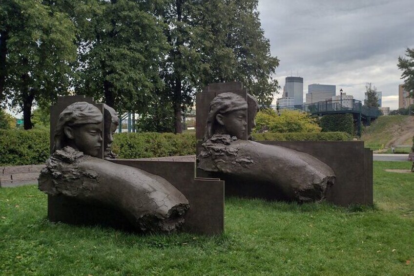 Self Guided Minneapolis Sculpture Garden Walking Tour 