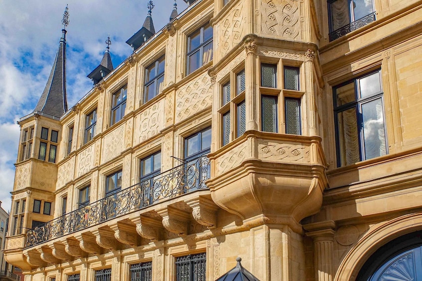 Picture 7 for Activity Luxembourg: Guided City Walking Tour with Wine Tastings