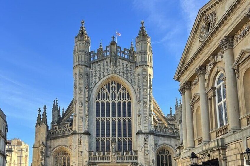 Stonehenge and Bath Private car with Chauffeur and Guide