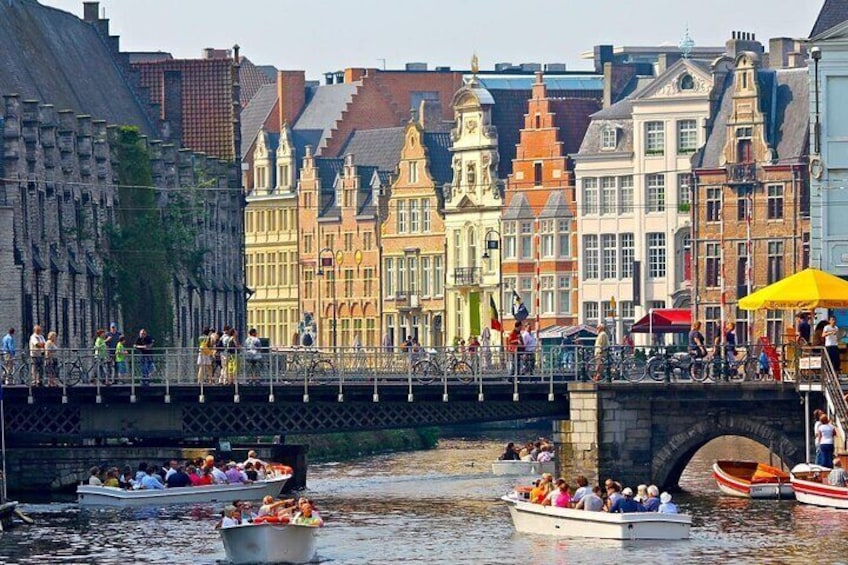 Bruges Small-group Full-day trip by Minivan from Paris