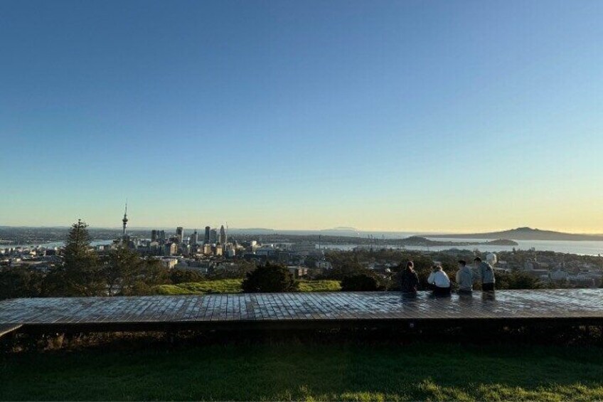 Private Sunrise Tour from Auckland Mount Eden and Hidden Gems