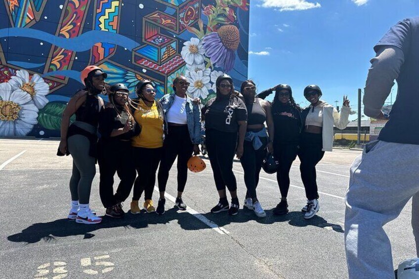 Downtown Dallas Sightseeing & History 2 Hour E-Scooter tour