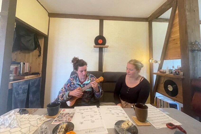 Beppu Music Lesson:Ukulele Guitar Handpan Workshop in Ocean View
