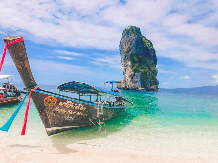The Krabi 4 Island Tour by Longtailboat
