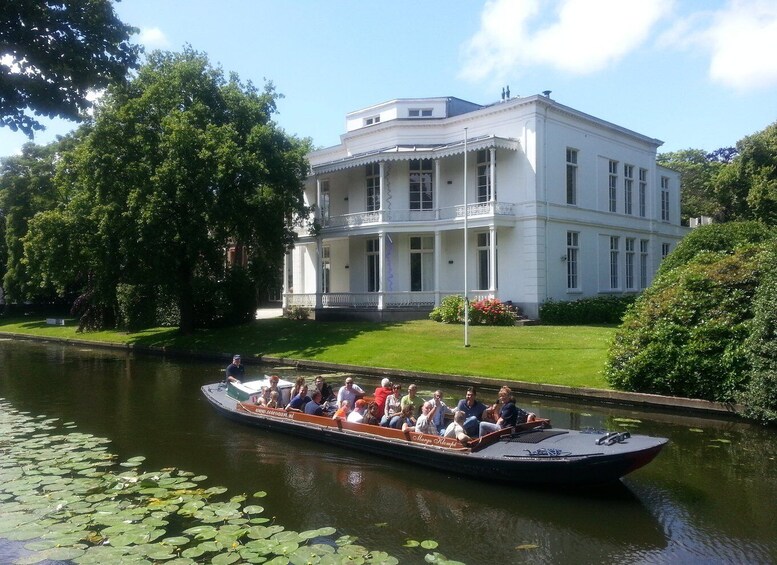 Picture 3 for Activity The Hague: City Canal Cruise