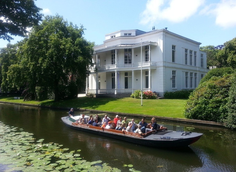 Picture 3 for Activity The Hague: City Canal Cruise