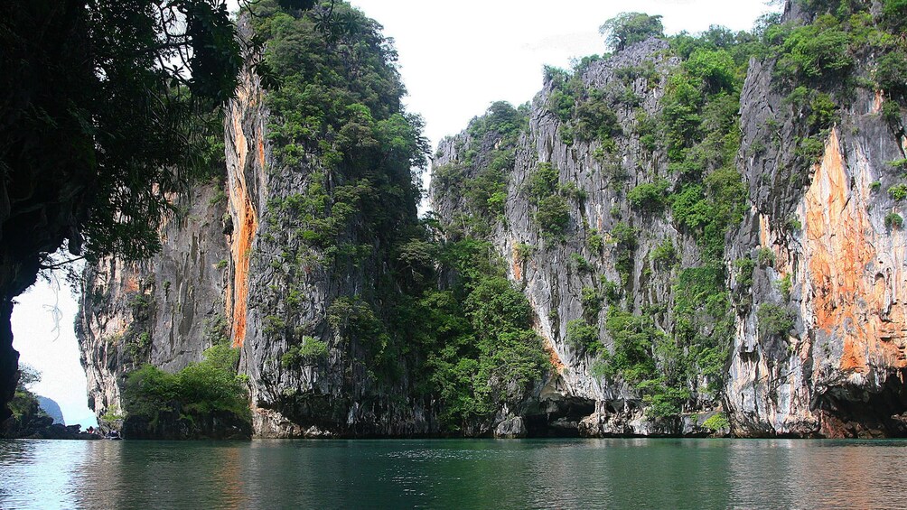 Hong Island cliffside