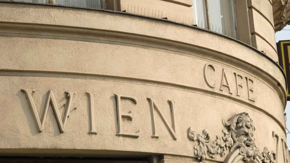 Picture 4 for Activity Vienna: 2.5-Hour Viennese Coffee, Cake, and Chocolate Tour