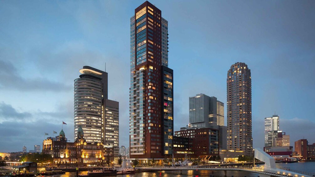 Picture 4 for Activity Rotterdam: Wilhelminapier, High-rise & floating architecture