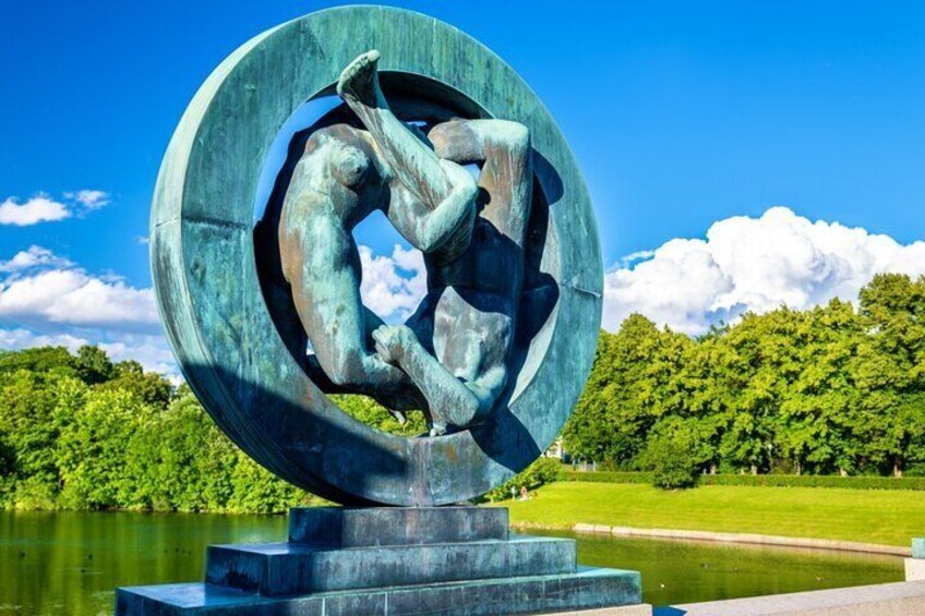 Vigeland Alien Threat in Oslo Exploration Game and Tour