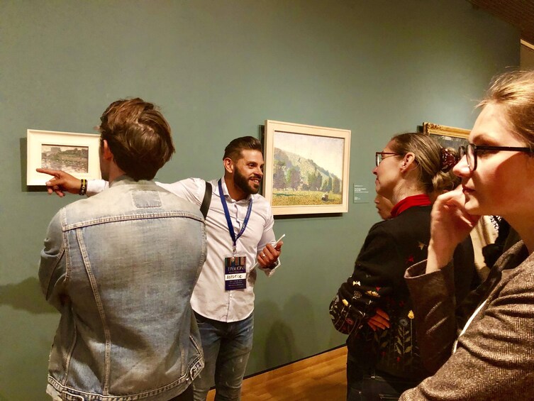 Skip-the-Line Van Gogh Museum PRIVATE TOUR with Expert Guide