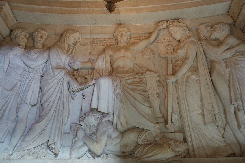 Skip-the-Line Invalides Dome PRIVATE Guided Museum Tour