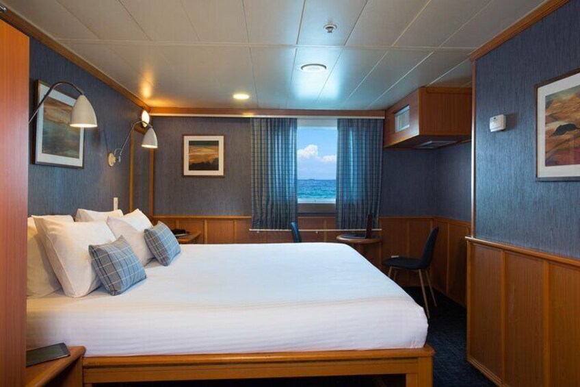 Galapagos Islands 5-Day Western Cruise aboard Yacht Isabela II