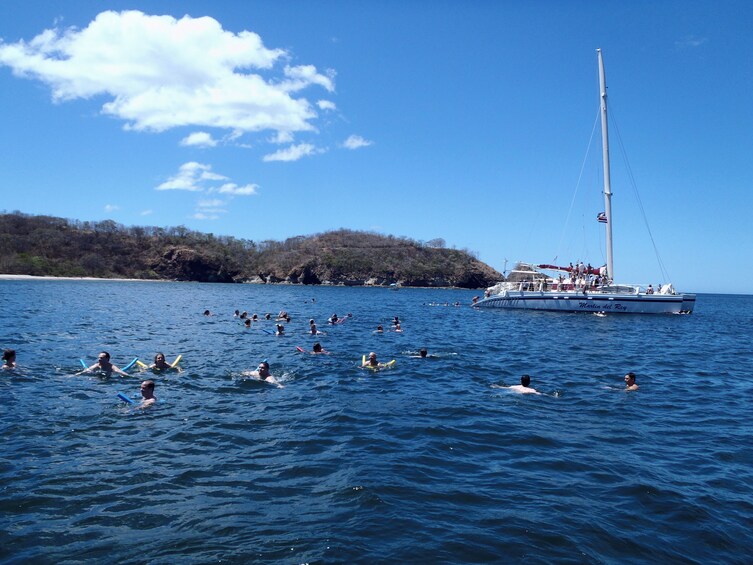 Marlin Del Rey Sunset Cruise from Tamarindo & Playas del Coco