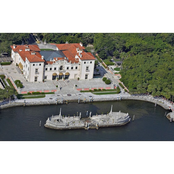 Vizcaya Museum with Transport