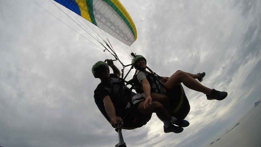 Picture 11 for Activity Rio de Janeiro: Tandem Paragliding Flight