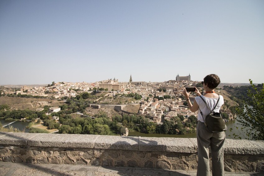 Segovia and Toledo with Cathedral and Alcazar Access