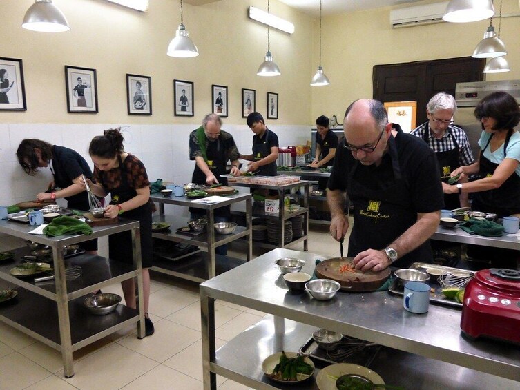 Half-day Cooking Experience in Hanoi