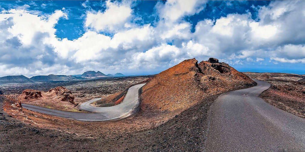 Picture 10 for Activity Lanzarote: Full-Day Island Highlights Tour
