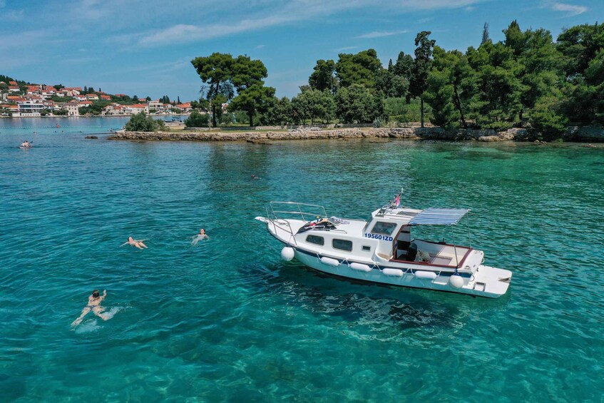 From Zadar: Private Boat Tour to Croatian Islands
