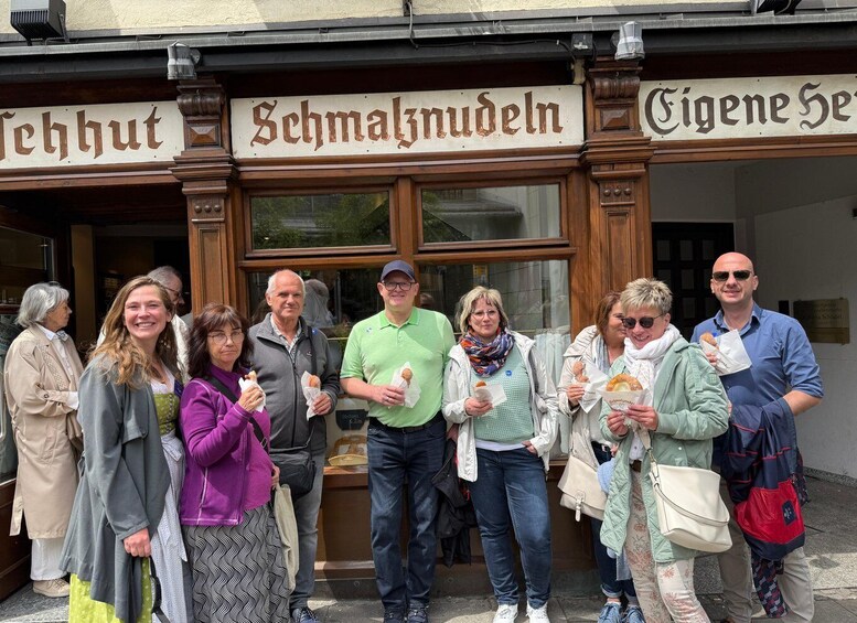 Picture 2 for Activity Munich: Guided Food Walking Tour with Beer Tasting