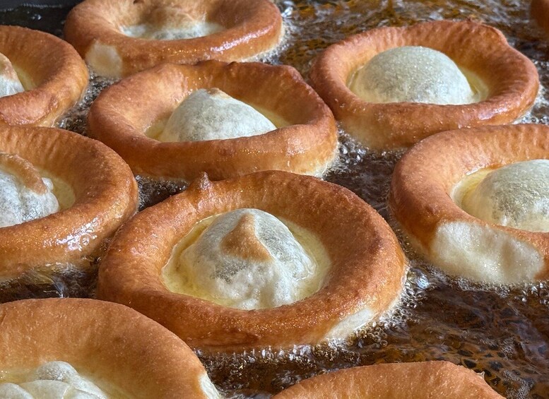Munich: Guided Food Walking Tour with Beer Tasting