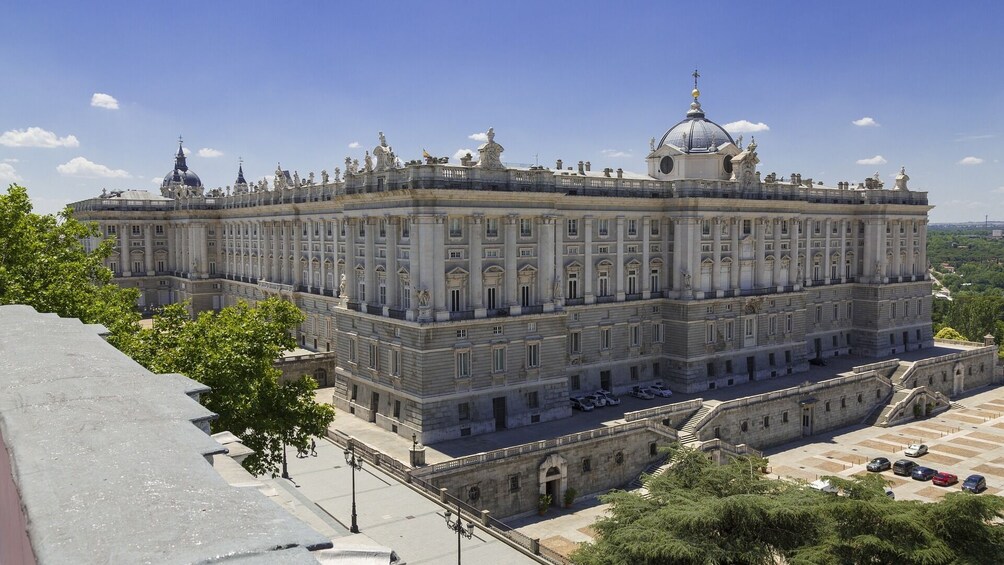 Skip-the-Line with Madrid’s Royal Palace Expert Guided Tour